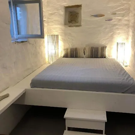 Authentic Kea Island House Prázdninový dům Otziás